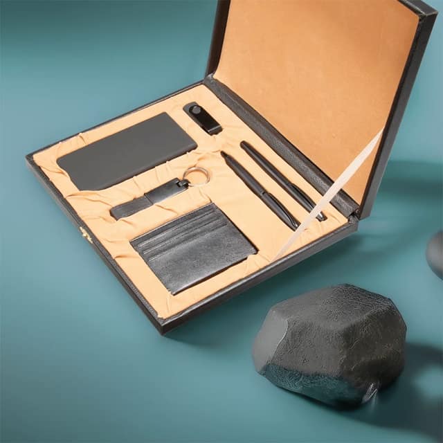 Hediyelik Set - 29 x 29 x 4,5 cm
